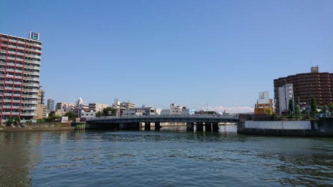 写真１．大正橋：木津川右岸上流側から撮影